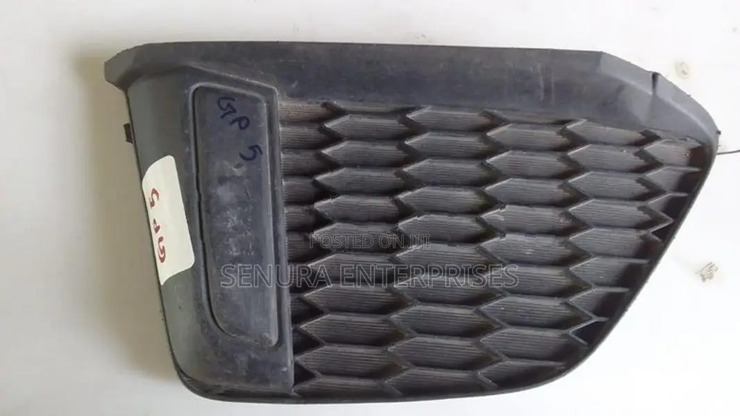 Honda Fit Gp5 Fog Light Cowling Rh