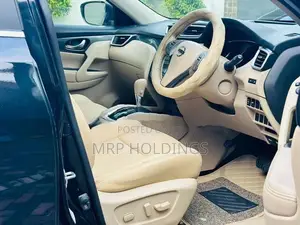 Nissan X-Trail (Petrol) 7 Seater 2015