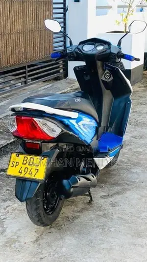 Honda Dio Scv 2016