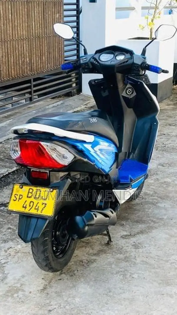 Honda Dio Scv 2016