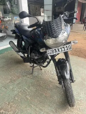 Bajaj Discover 2015