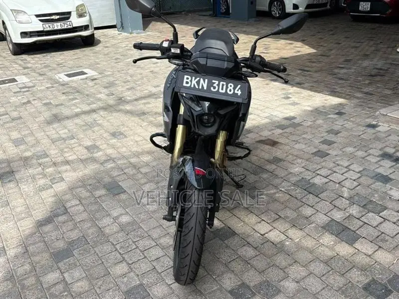 Bajaj Pulsar N160 2025