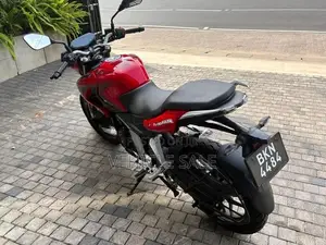 Bajaj Pulsar N160 2025