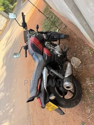 Bajaj V12 2018