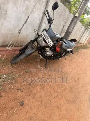 Bajaj V12 2018