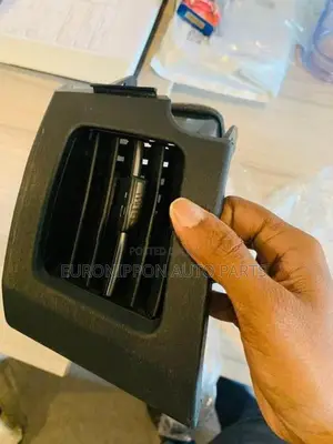 TOYOTA PRIUS ZVW30 AC VENTS