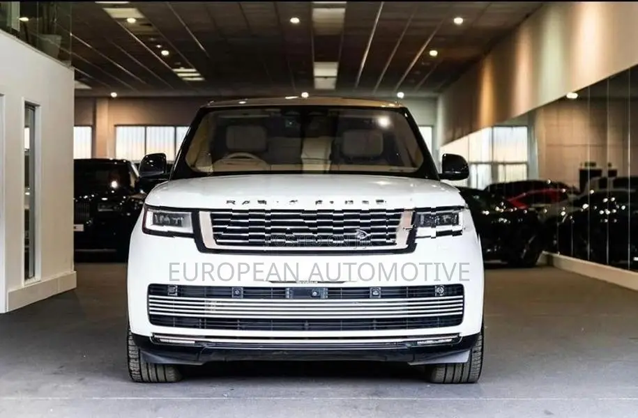 Land Rover Range SV 2026