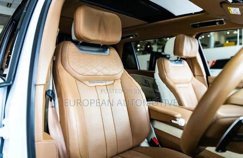 Land Rover Range SV 2026
