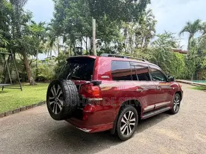 Toyota Land Cruiser Sahara 200 2011