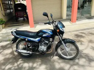 Bajaj CT100 2018