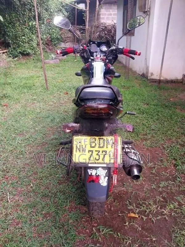 Bajaj Discover 125 2016