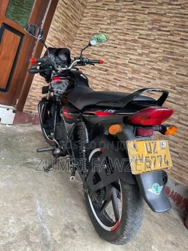 Bajaj Discover 2009