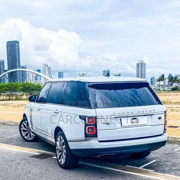 Land Rover Range LWB Comfort Plus 2019