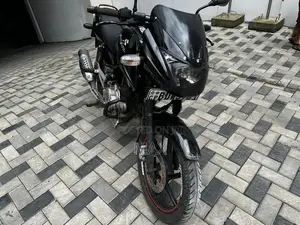 Bajaj Pulsar 150 2016