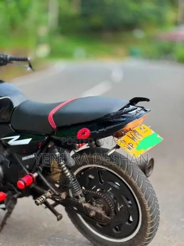 Bajaj Discover 2011