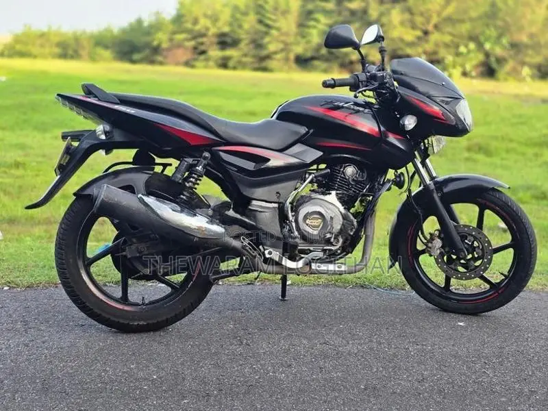 Bajaj Pulsar 150 2017