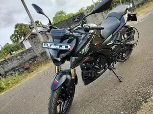 Bajaj Pulsar N160 Premium 2026