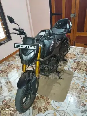 Hero Hunk 160R 2026