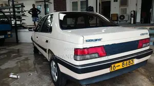Peugeot 405 1990