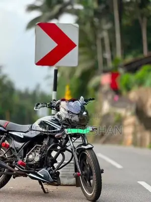 Bajaj Discover 2011