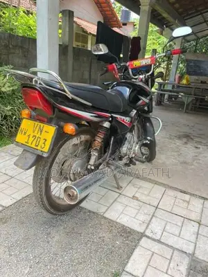 Bajaj CT100 2010