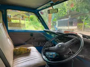 Isuzu AKD51 1976