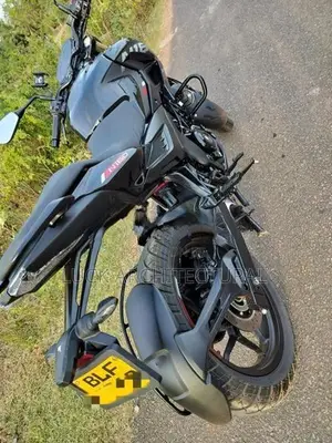 Bajaj Pulsar N160 Premium 2026