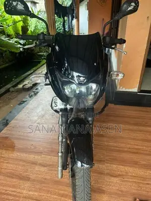 Bajaj Pulsar 150 2017