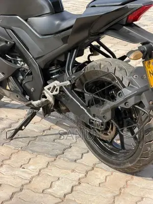 Yamaha R15 2020