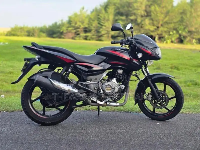 Bajaj Pulsar 150 2017