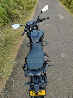Bajaj Pulsar N160 Premium 2026