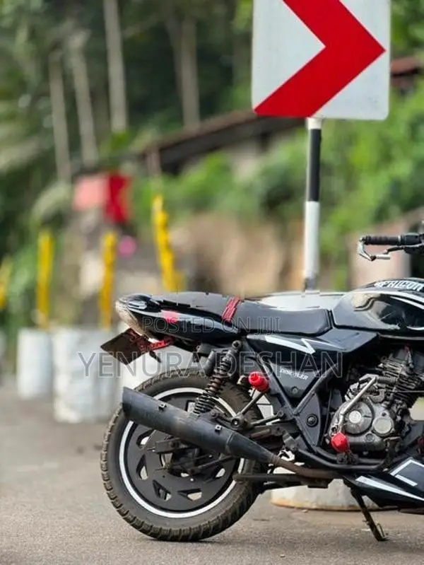 Bajaj Discover 2011