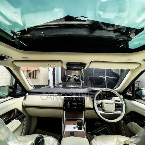 Land Rover Range LWB Pure Petrol 2025
