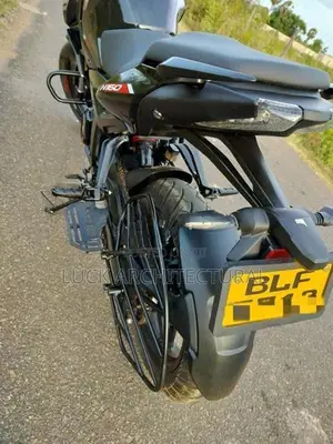 Bajaj Pulsar N160 Premium 2026