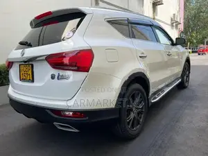 DFSK Glory iAuto 2023