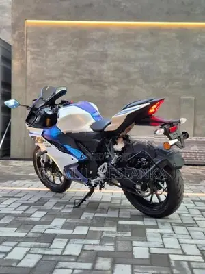 Yamaha R15 V4 2026