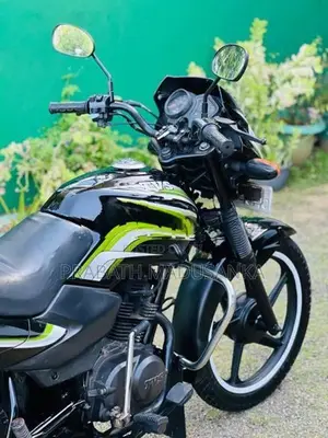TVS Metro 2015