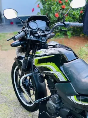 TVS Metro 2015