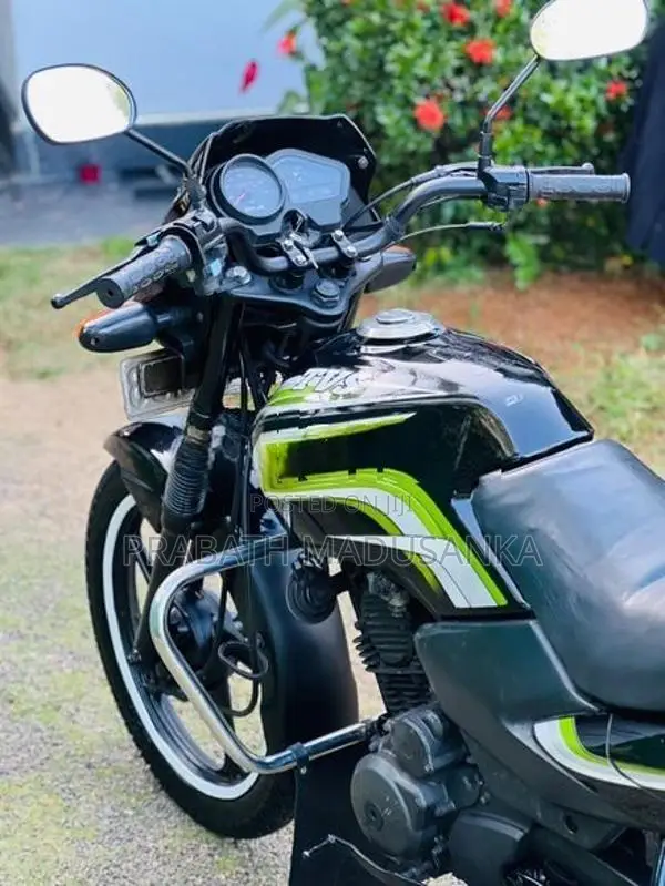TVS Metro 2015
