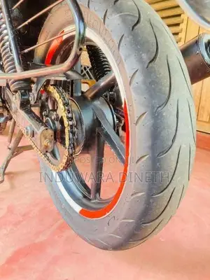 Bajaj Pulsar 180 2011