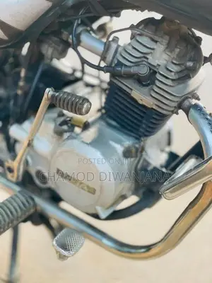 Bajaj CT100 2005