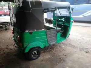 Bajaj RE 2005