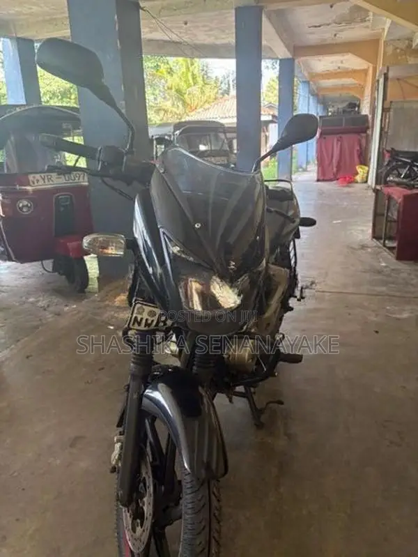 Bajaj Pulsar 150 2016