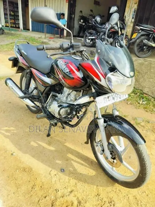Bajaj Discover 125 2016