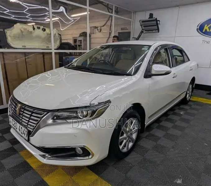 Toyota Premio 2018