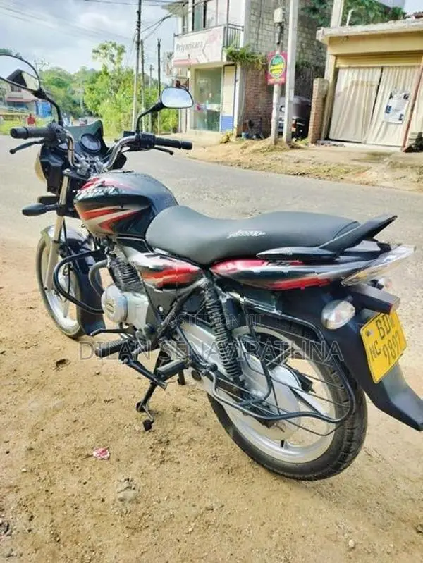Bajaj Discover 125 2016