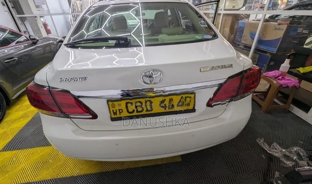 Toyota Premio 2018
