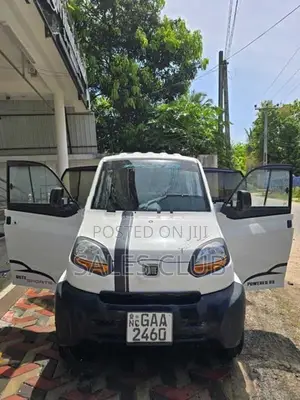 Bajaj Qute 2020