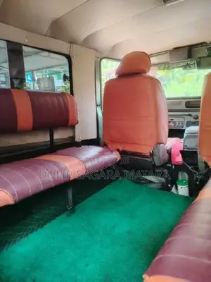 Mitsubishi J24 4DR5 1980