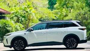 Peugeot 5008 GTLine Premium Sunro 2025